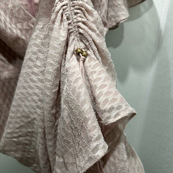 Keepsake Insight Pink Short Sleeves Textured Wrap Ruffle Mini Dress Size S - Picture 4 of 10